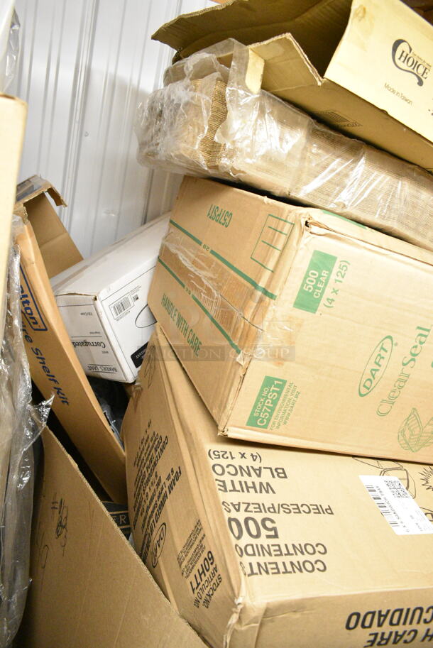 PALLET LOT of Various BRAND NEW Boxes Including 127DM32COMBO Choice 32 oz. Ultra Clear Recycled PET Plastic Round Deli Container and Lid Combo - 250/Case, Dart C57PST1 ClearSeal Hinged Lid Plastic Container 6" x 5 13/16" x 3" - 500/Case, 433LSLCPIE Choice 5" Clear Hinged Slice Container with Low Dome Lid.  - Image 2 of 3