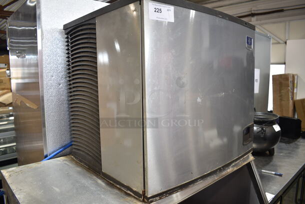 Manitowoc IY1005W-261 Stainless Steel Commercial Ice Head on Manitowoc C730S Commercial Ice Bin. 208-230 Volts, 1 Phase. - Image 4 of 6