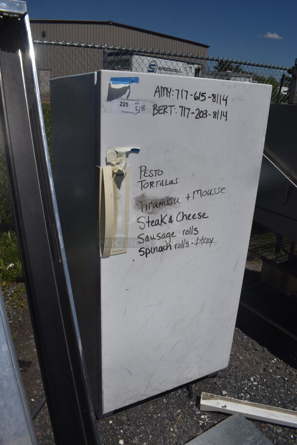 Sears 253.9284110 White Residential Freezer. 115 Volt 1 Phase. Tested and Working! - Image 2 of 7