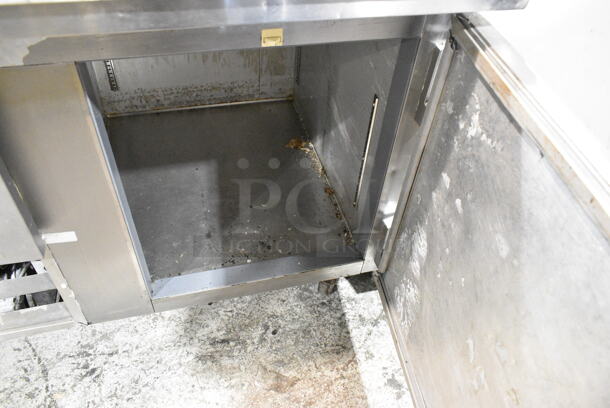 Leader ESPT48S/C Stainless Steel Commercial Pizza Prep Table on Commercial Casters. 115 Volts, 1 Phase. Tested and Working! - Image 2 of 7