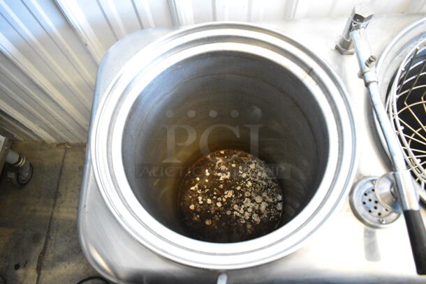 Curtis RU-1000 Stainless Steel Commercial Countertop Double Coffee Machine. 220 Volts, 1 Phase.  - Image 6 of 8