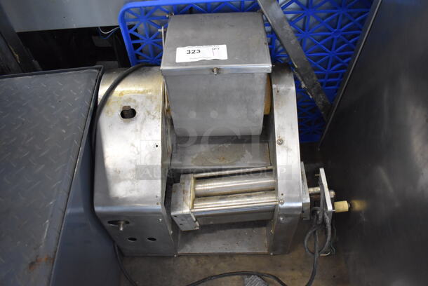 Stainless Steel Commercial Countertop Pasta Machine. 115 Volts, 1 Phase. 23x15x22