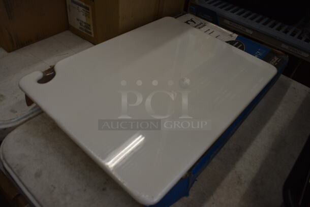 6 BRAND NEW IN BOX! San Jamar Cut N Carry White Cutting Boards. 15x20x0.5. 6 Times Your Bid! - Image 2 of 3