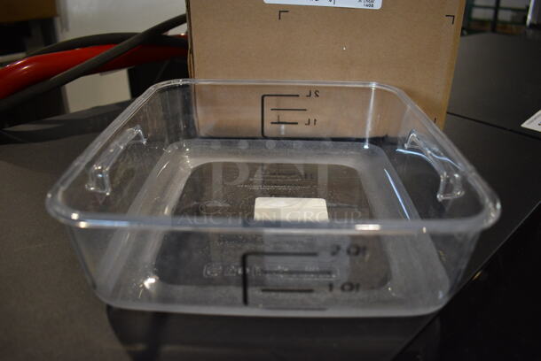 12 BRAND NEW IN BOX! Rubbermaid Clear Poly 2 Quart Containers. 9.5x9x3. 12 Times Your Bid!
