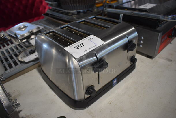 Waring Model WCT708 Metal Countertop 4 Slot Toaster. 120 Volts, 1 Phase. 11.5x10x8 - Image 2 of 4
