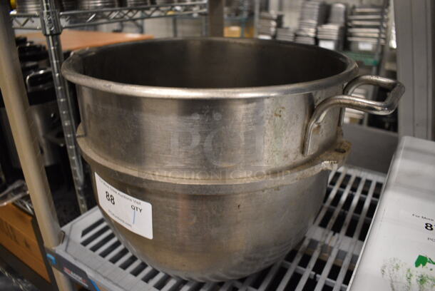 S301 Stainless Steel Commercial 30 Quart Mixing Bowl. 19.5x15.5x13.5 - Image 2 of 4