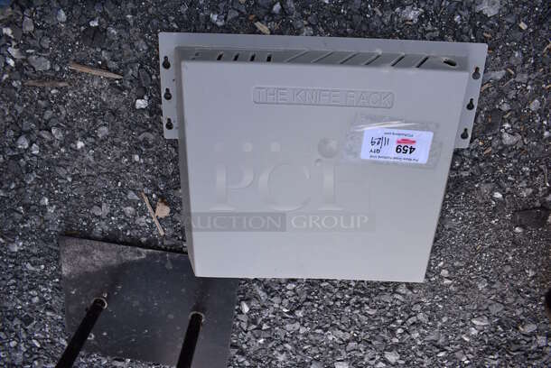 Gray Poly Knife Rack. 20x4x16 - Image 1 of 3