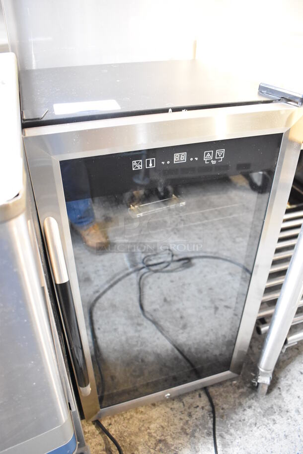 Avanti BCA306SS-IS Metal Commercial Mini Cooler Merchandiser. 115 Volts, 1 Phase. Tested and Working! - Image 3 of 5