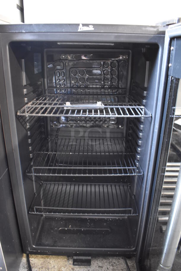 Avanti BCA306SS-IS Metal Commercial Mini Cooler Merchandiser. 115 Volts, 1 Phase. Tested and Working! - Image 4 of 5