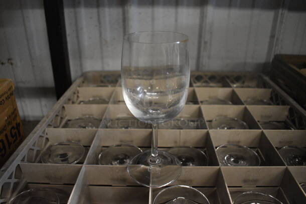 25 Wine Glasses in Dish Caddy. 3x3x7. 25 Times Your Bid!