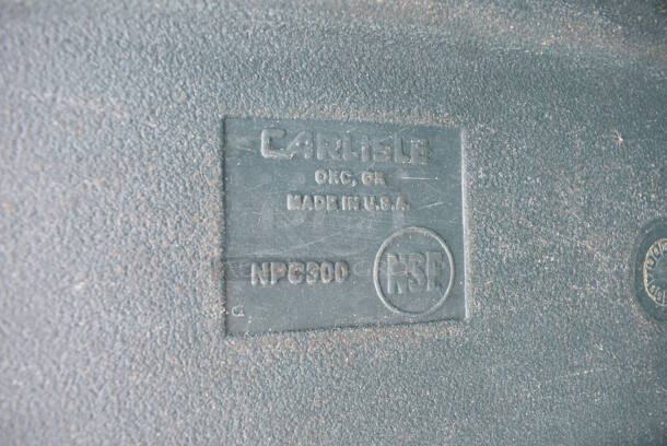 2 Carlisle NPC300 Green Poly Insulated Food Carrying Cases. 17x25x24. 2 Times Your Bid! - Image 5 of 7