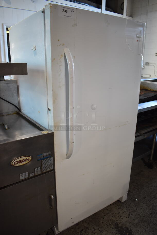 Electrolux FFFU14F2QWR Single Door Reach In Freezer. 115 Volts, 1 Phase. 30x33x62. Tested and Working! - Image 2 of 6