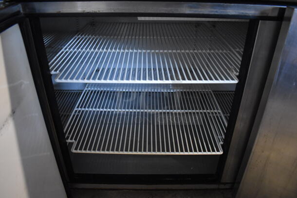 True TPP-119 Stainless Steel Commercial Pizza Prep Table on Commercial Casters. 115 Volts, 1 Phase. 119x35x39. Tested and Working! - Image 9 of 12
