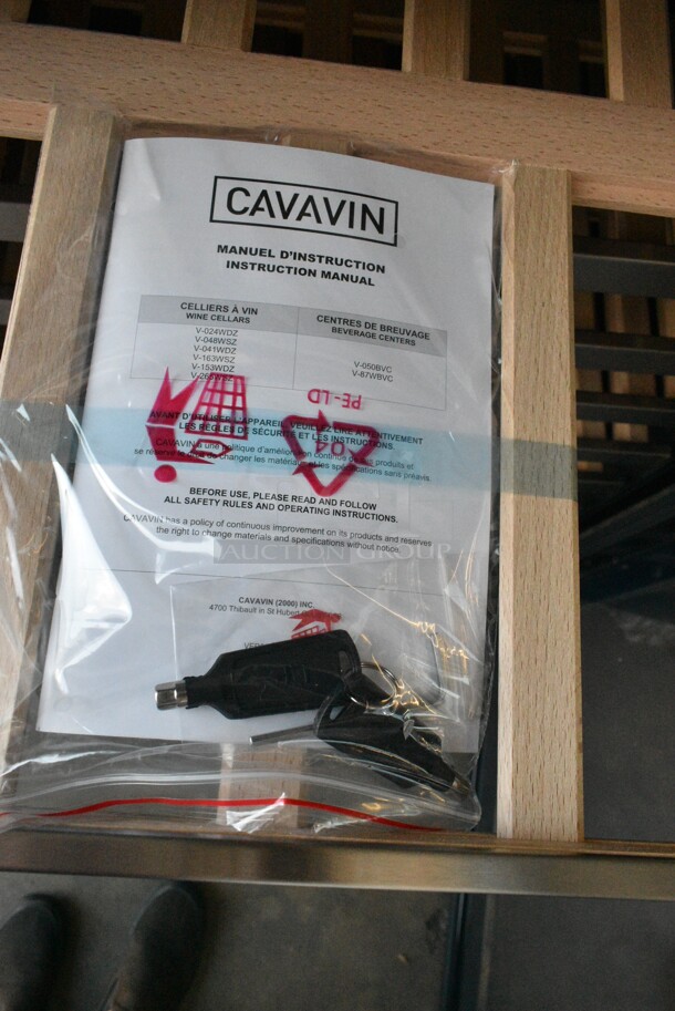 BRAND NEW SCRATCH AND DENT! Caravin V-265WSZ 30'' Freestanding Wine Cellar 265 Bottles Capacity Single Zone Merchandiser. 120 Volts, 1 Phase. Tested and Working! - Image 7 of 9