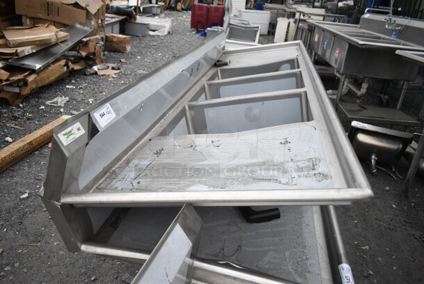BRAND NEW SCRATCH AND DENT! Regency 600S32028224 115" 16-Gauge Stainless Steel Three Compartment Commercial Sink with 2 Drainboards - 20" x 28" x 14" Bowls. No Legs.  - Image 4 of 10