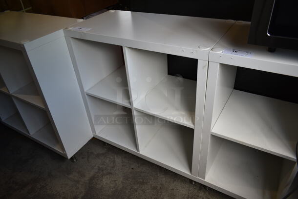 White 4 Cubby / Compartment Shelving Unit. - Image 2 of 5