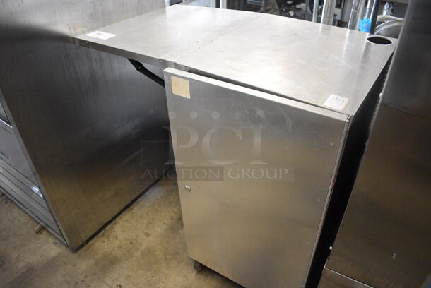 Metal Counter on Commercial Casters. 35x21x35.5 - Image 2 of 5