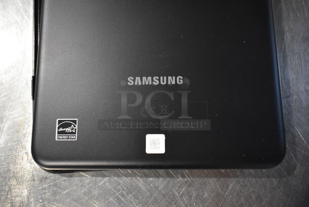 Samsung SMT387V Tablet.  - Image 4 of 4