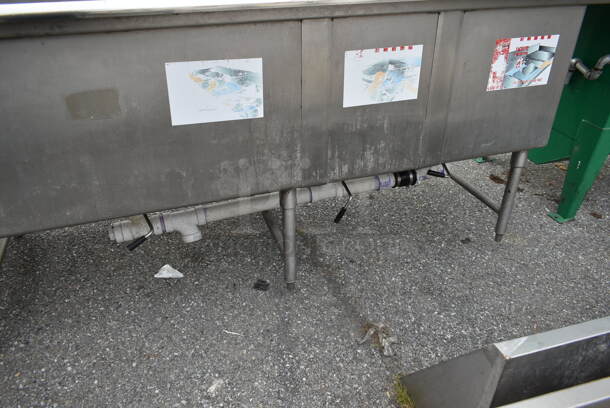 Power Soak Stainless Steel Commercial 3 Bay Sink w/ Dual Drain Boards. Bays 40x28, 15x28, 18.5x28. Drain Boards 16x30
 - Image 6 of 6