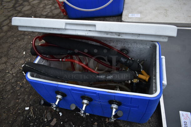 Blue and White Poly 3 Tap Jockey Box w/ Hoses. - Image 2 of 4