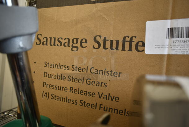 BRAND NEW SCRATCH AND DENT! Avantco 177SSH7V Stainless Steel Commercial Countertop Horizontal Manual Sausage Suffer.  - Image 10 of 11