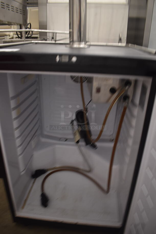 Kegco ZCK-163S Commercial Stainless Steel Beer Keg Cooler With 2-Tap Draft Tower. 115V. Tested and Working! - Image 4 of 6