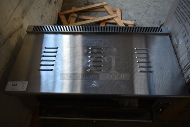 BRAND NEW SCRATCH AND DENT! Cooking Performance Group CPG 351S36SBN Stainless Steel Commercial Natural Gas Powered Salamander Broiler Cheese Melter. 36,000 BTU. Tested and Working! - Image 2 of 5