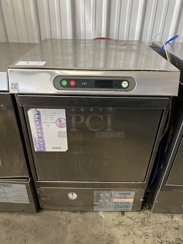 Hobart LXIC Stainless Steel Commercial Undercounter Dishwasher. 120 Volts, 1 Phase. 24x27x34
