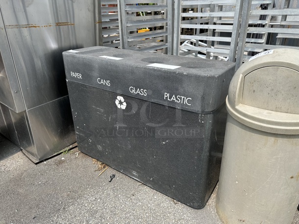 Black Trash Can Shell w/ 4 Black Poly Trash Cans. - Image 3 of 5