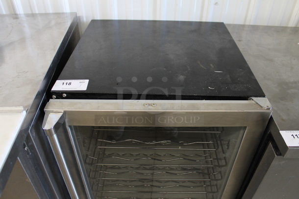 Viking VUWC140 Metal Commercial Mini Wine Chiller Merchandiser. 115 Volts, 1 Phase. Tested and Working! - Image 2 of 4