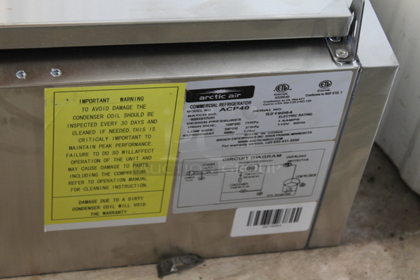 BRAND NEW SCRATCH AND DENT! Arctic Air ACP40 Stainless Steel Commercial Countertop Refrigerated Rail. 115 Volts, 1 Phase. Tested and Working! - Image 5 of 5