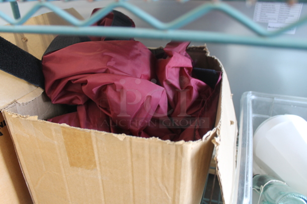 ALL ONE MONEY! Tier Lot Including Topping Rail, Plastic Bin w/ Dispensers, Linens and Libbey Glass Box - Image 4 of 4