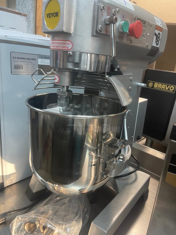 Brand New! Commercial 15 Qt Dough Counter Top Mixer With Three Attachments NSF 115 Volt Tested and Working - Image 3 of 8