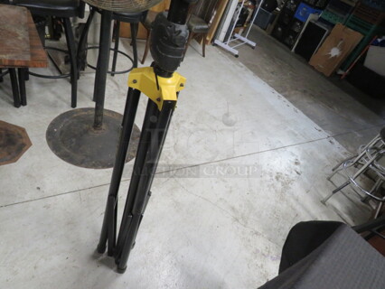 One Hercules Speaker Stand.