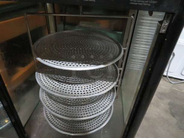 One Hatco Flavor Fresh Warmer With A 4 Tier Rotating Display. 17.5X17.5X29 - Image 2 of 3
