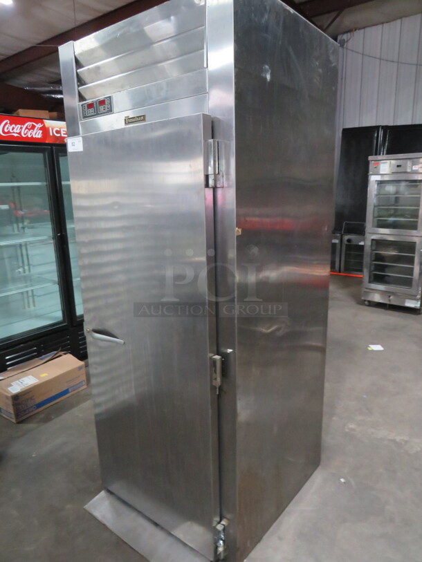 One Traulsen Roll In Proofer. 120 Volt. WORKING WHEN REMOVED.  Model# RPP132L-FHB. 35.5X32X83.5 - Image 4 of 4