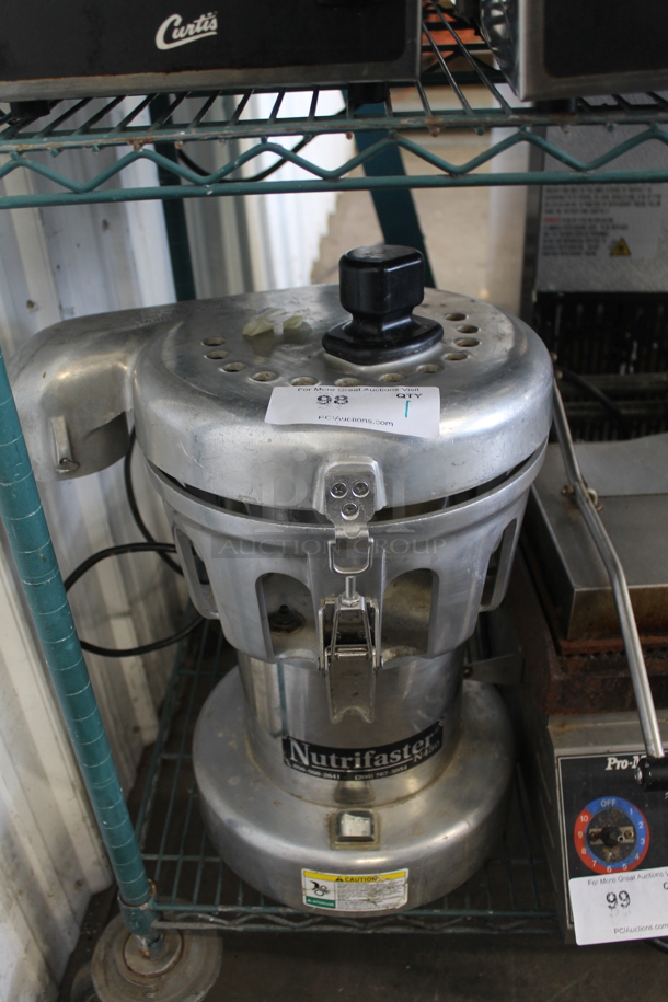 Nutrifaster N450 Metal Commercial Countertop Juicer. 110 Volts, 1 Phase. Tested and  Working! - Image 1 of 6