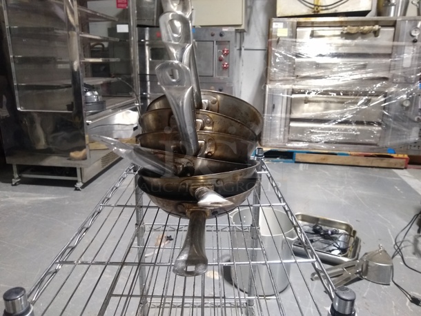 Pans - Image 4 of 4