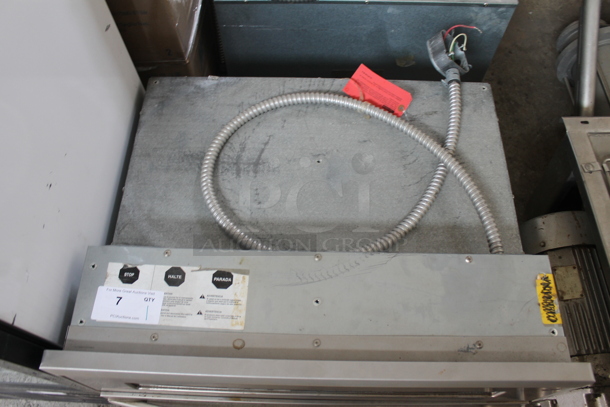 Amana AOCS3040SS Stainless Steel Commercial Electric Powered Oven. 120/208-240 Volts.  - Image 5 of 9