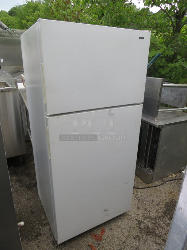 One Hotpoint Refrigerator/Freezer. 28X27X61 - Image 1 of 2