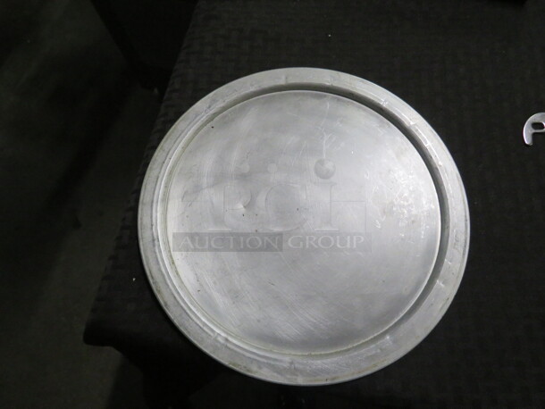 10 Inch Pizza Pan. 10XBID - Image 1 of 1