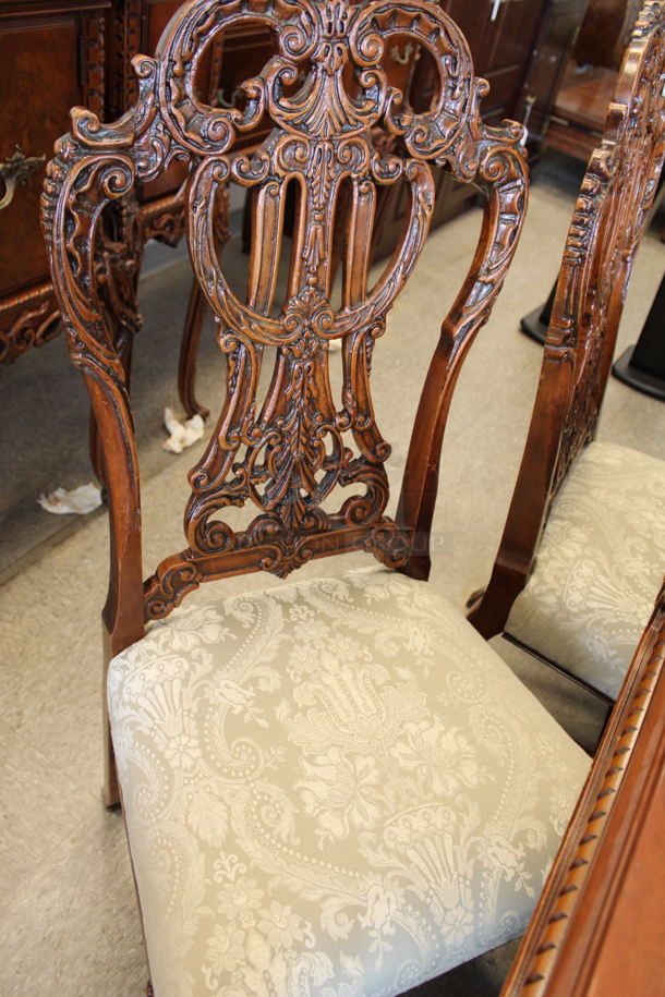 Hard Wood Victorian Style Dining Table w/ 6 Chairs and 2 Leaves. - Image 10 of 12