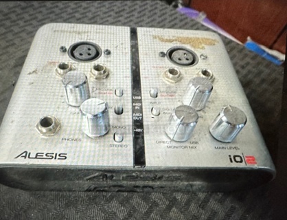 One Alesis IO/2.