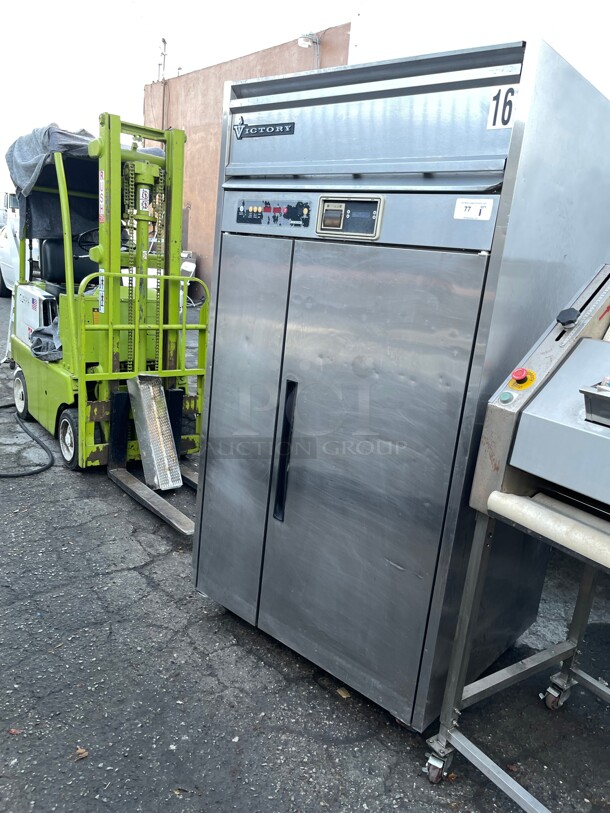 New! Victory VBC-100 Commercial Blast Chiller Hardening Cabinet 220 Volt 3 Phase NSF Tested and Working! - Image 5 of 10