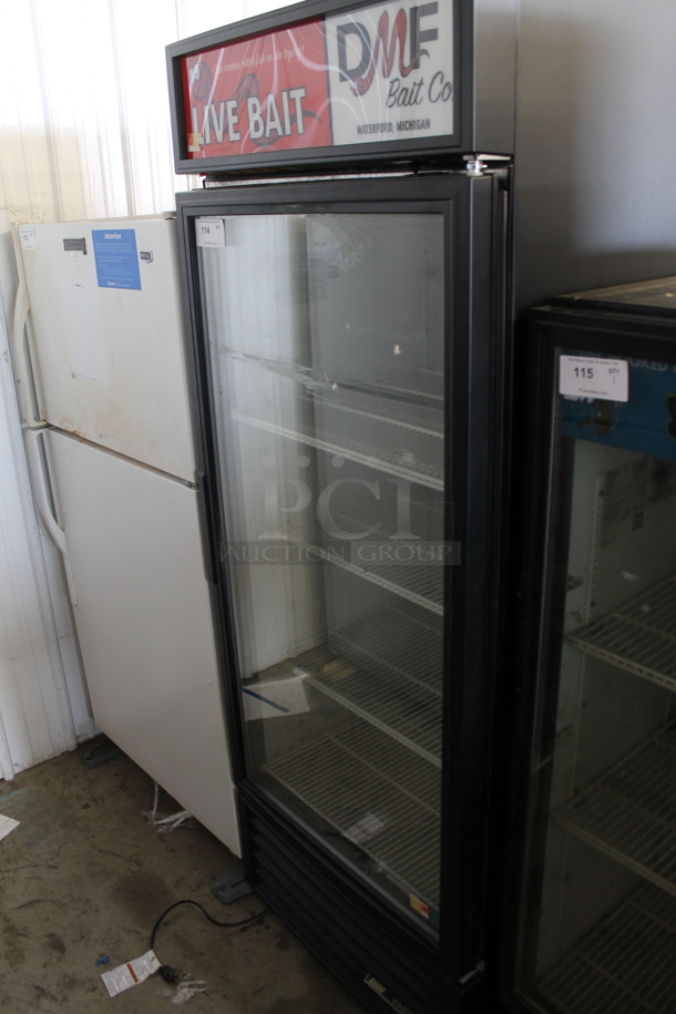 2015 True GDM-26F-LD ENERGY STAR Metal Commercial Single Door Reach In Cooler Merchandiser w/ Poly Coated Racks. 115 Volts, 1 Phase. Tested and Working!