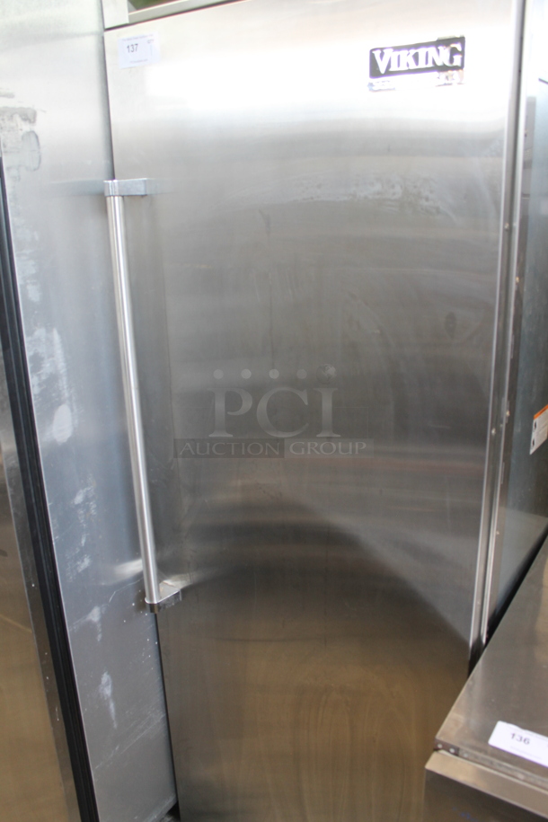 Viking Professional Stainless Steel Commercial Single Door Reach In Cooler. 115 Volts, 1 Phase. Tested and Powers On But Does Not Get Cold - Image 4 of 11