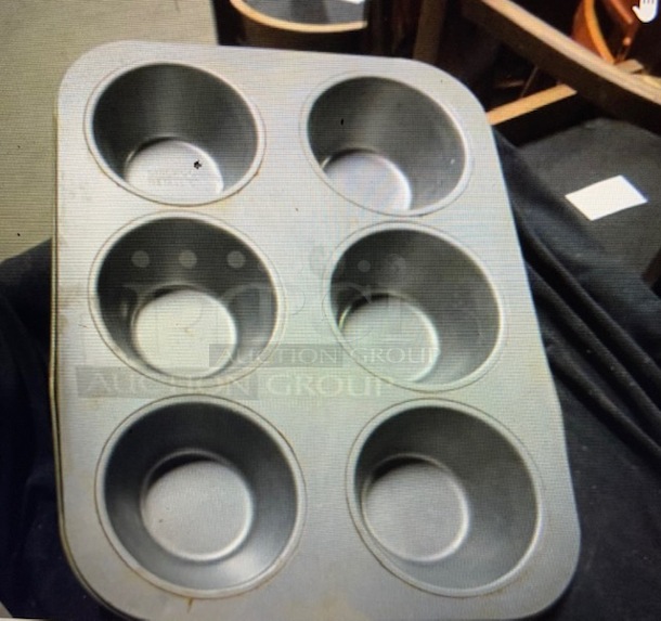 One 6 Hole Commercial Muffin Pan.