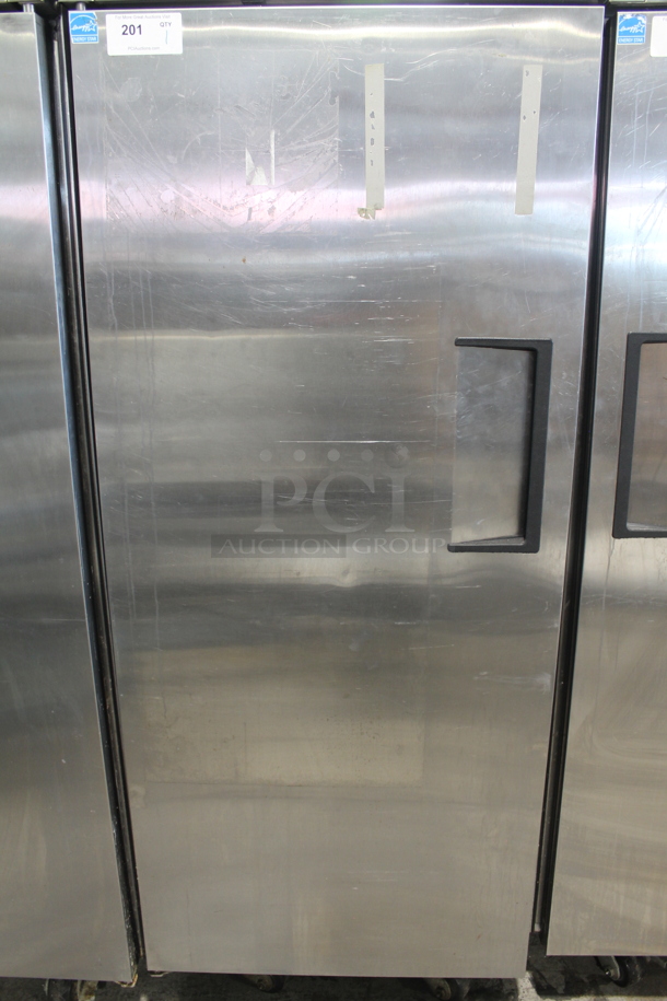 2015 True TG1R-1S ENERGY STAR Stainless Steel Commercial Single Door Reach In Cooler w/ Poly Coated Racks on Commercial Casters. 115 Volts, 1 Phase. Tested and Working! - Image 5 of 7