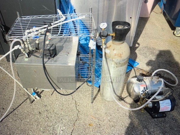One Vinservice Flat Glycol System With Metro Shelf, carbonator and Pump, Tank And Regulator. 115 Volt.   - Image 1 of 5