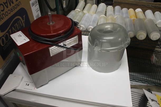 Robot Coupe R2N Commercial Electric Countertop 3 Quart Red Food Processor. 120V. Tested and Working! - Image 6 of 7